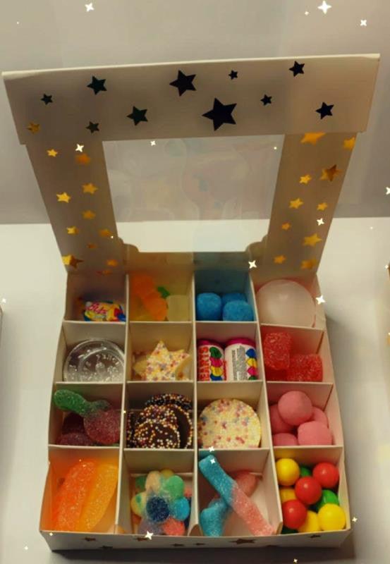 Sweets Boxes Pick and Mix 16 Selection of Halal Sweet Zone Jelly (21433) Sweets Boxes Pick and Mix 16 Selection of Halal Sweet Zone Jelly (21433)