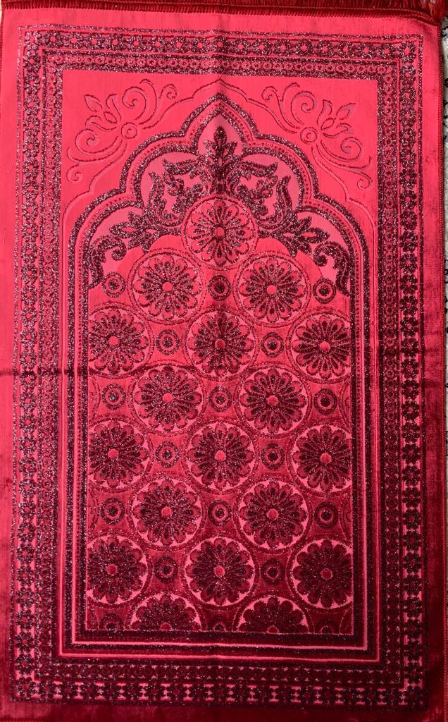 Prayer Rug Luxury with Turkish Cutwork Design