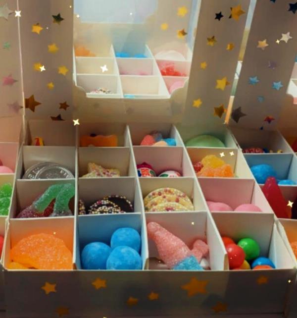 Sweets Boxes Pick and Mix 16 Selection of Halal Sweet Zone Jelly (21433)